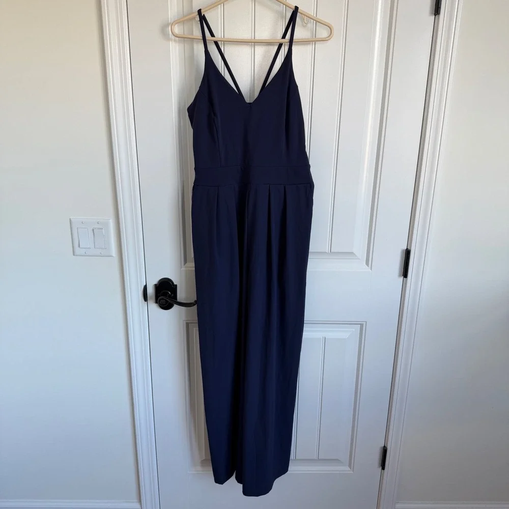 Halara Breezeful Backless Side Zipper Wide Leg Quick Dry Jumpsuit Large NWT Navy - Picture 2 of 7